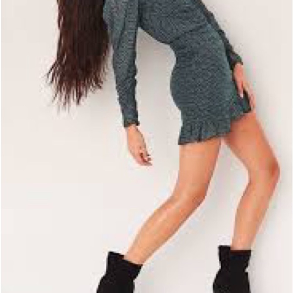 Chic Long Sleeve Patterned Dress - Picture 2 of 8